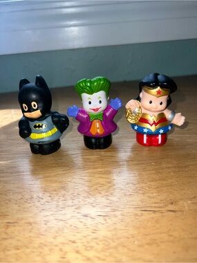2011 Little People Superhero Trio - Batman, Joker, Wonder Woman